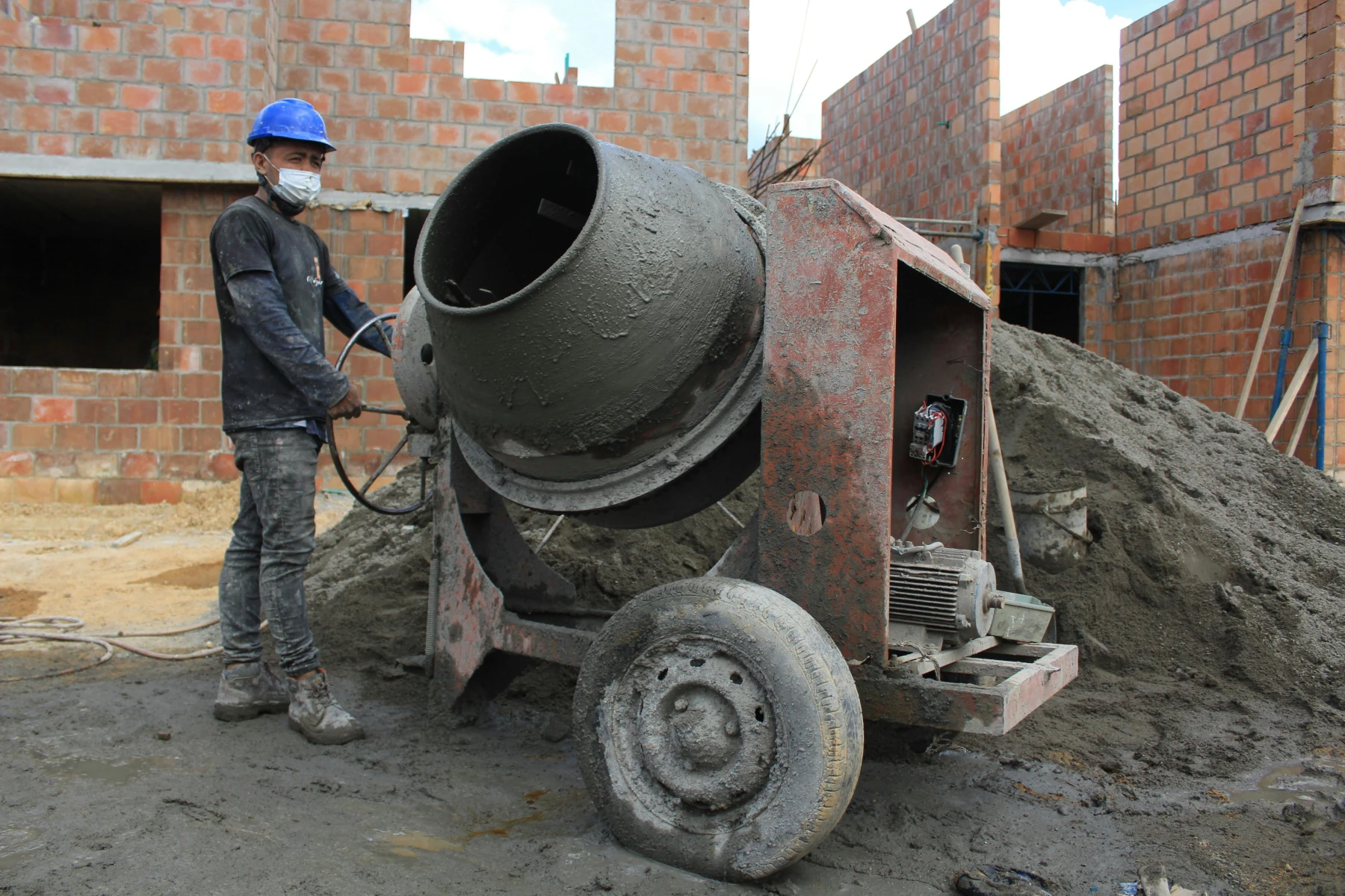 Do reparo à obra completa, a <b>Dovall Serviços</b> entrega excelência em cada detalhe